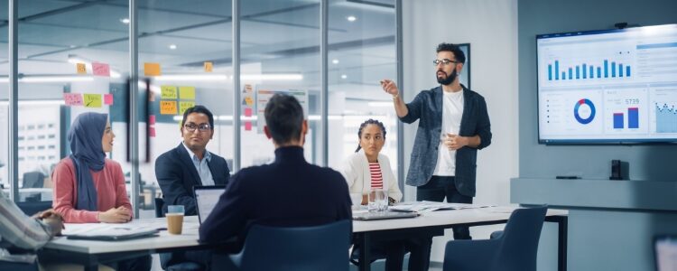 2024April10Office B rGNOtX Unlock your team’s peak productivity with Viva Insights