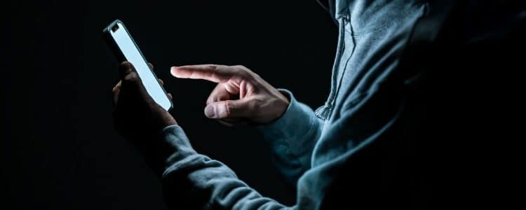 2026January26Apple B F yFsV2U Apple urges iPhone users to upgrade as spyware threat grows